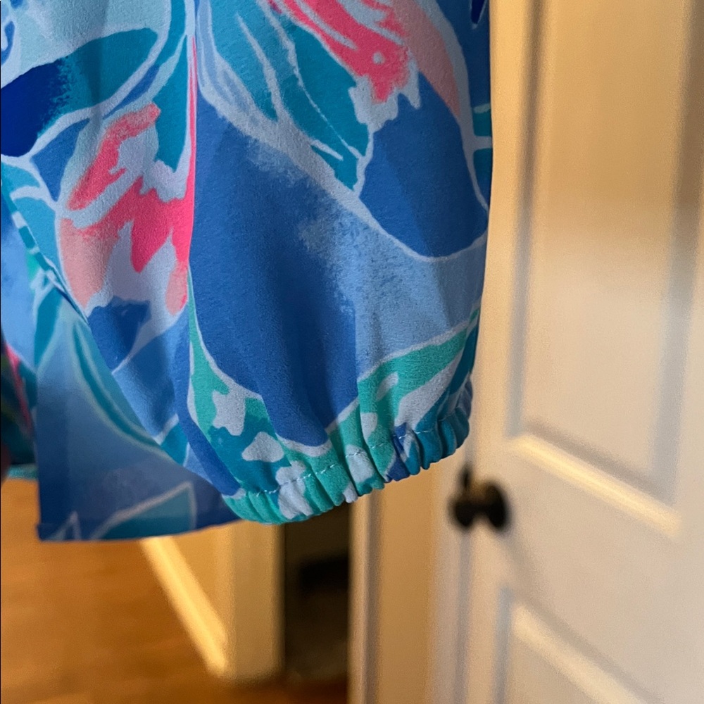Floral Blue Women's Top Lilly Pulitzer - Picture 2 of 11
